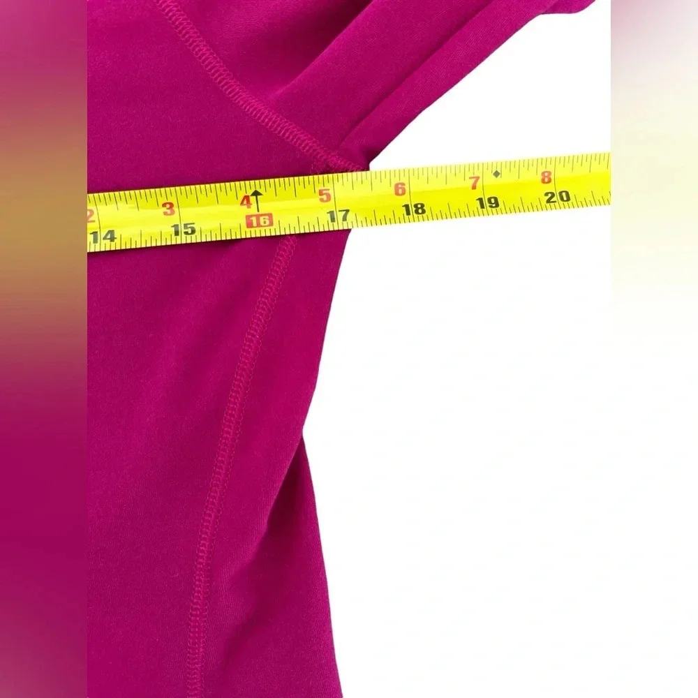 Ladies Mountain Hardwear Fuschia 1/4 Zip Pullover, Size Small - Picture 7 of 7